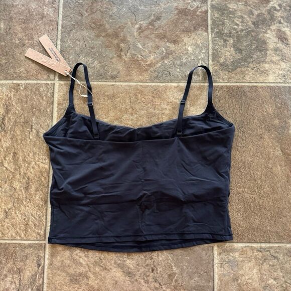 Skims Fits Everybody Cropped Cami Onyx Size Large - Picture 4 of 9